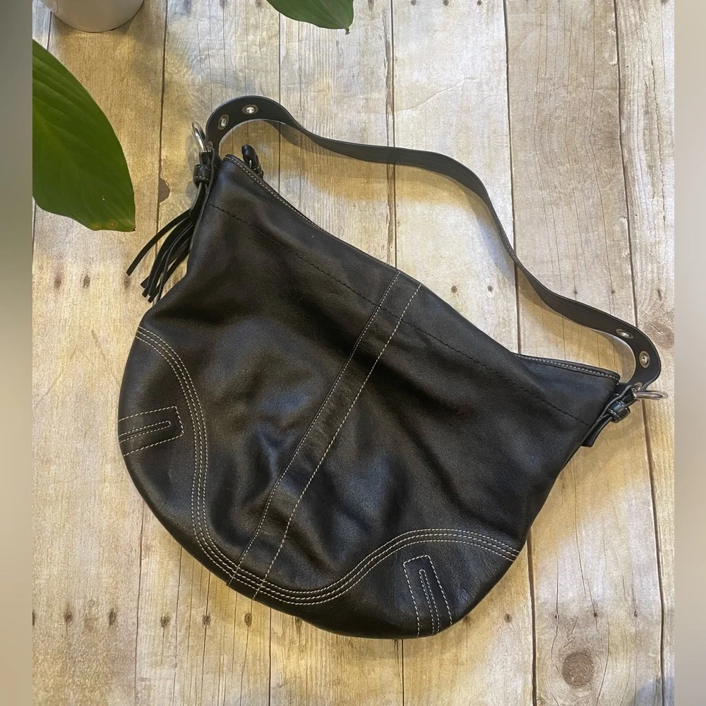 COACH Black Leather Shoulder Bag - Picture 3 of 14